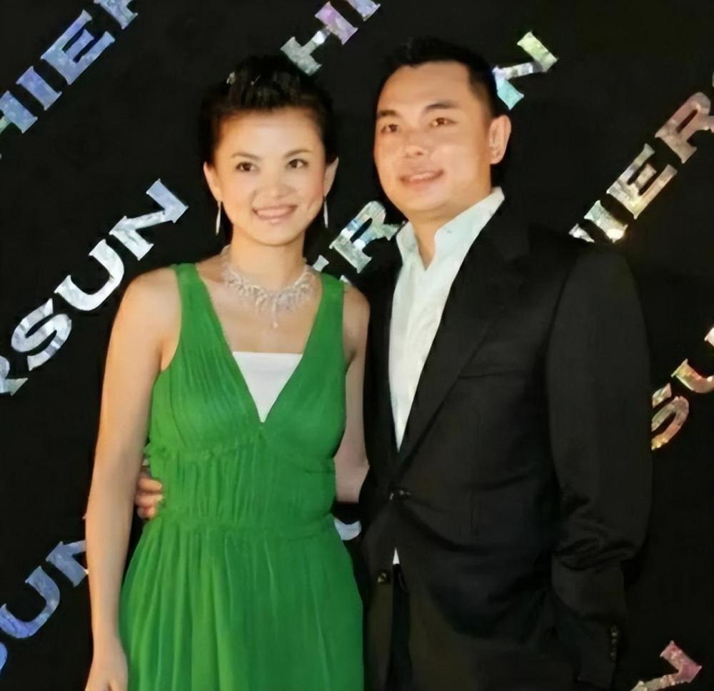 奇趣分分彩:“东北虎”秦海璐,被丈夫宠成了“萌虎”