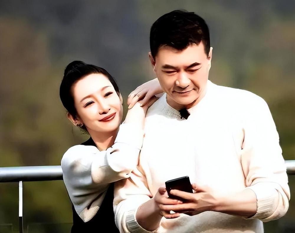 奇趣分分彩:“东北虎”秦海璐,被丈夫宠成了“萌虎”