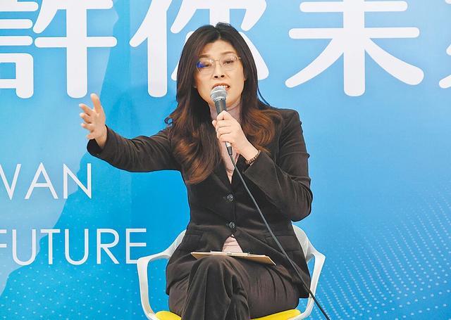 焦点娱乐：独家观察丨郑丽文硬怼：北京我去定了！若不碰两岸，国民党稳死